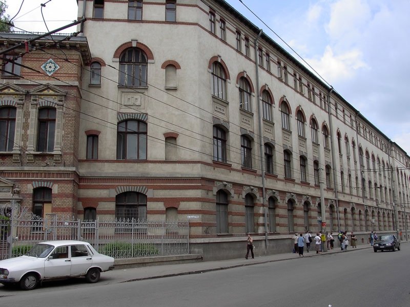 Reximaco - Lucrari de impermeabilizare hidroizolare